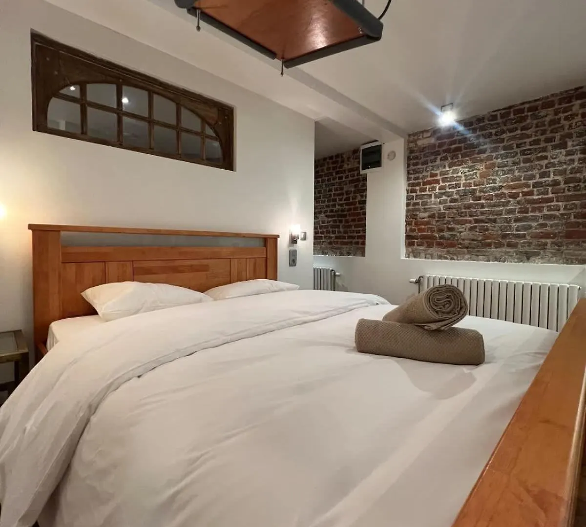 Etonnante Maison Au Style Unique A Bruxelles!